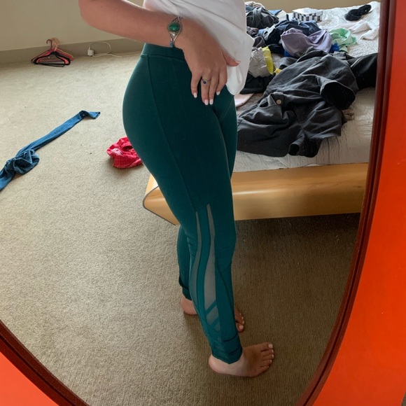 blue/green lululemon leggings - Picture 5 of 5